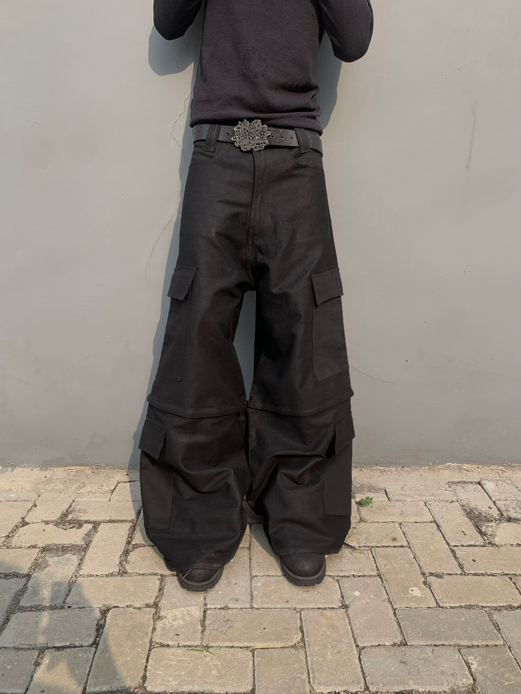 MILITARY MAN DETACHABLE CARGOS